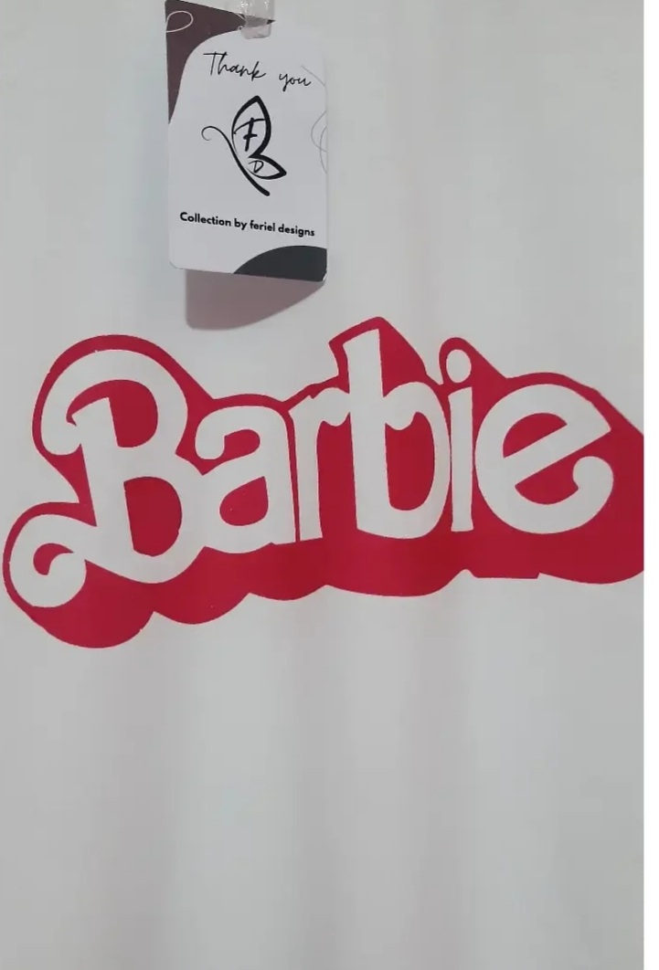 T-shirt Barbie